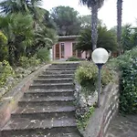 Villino Norsi * カポリーヴェリ